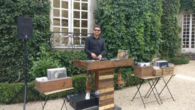 bar à vinyles pour mariage et entreprise