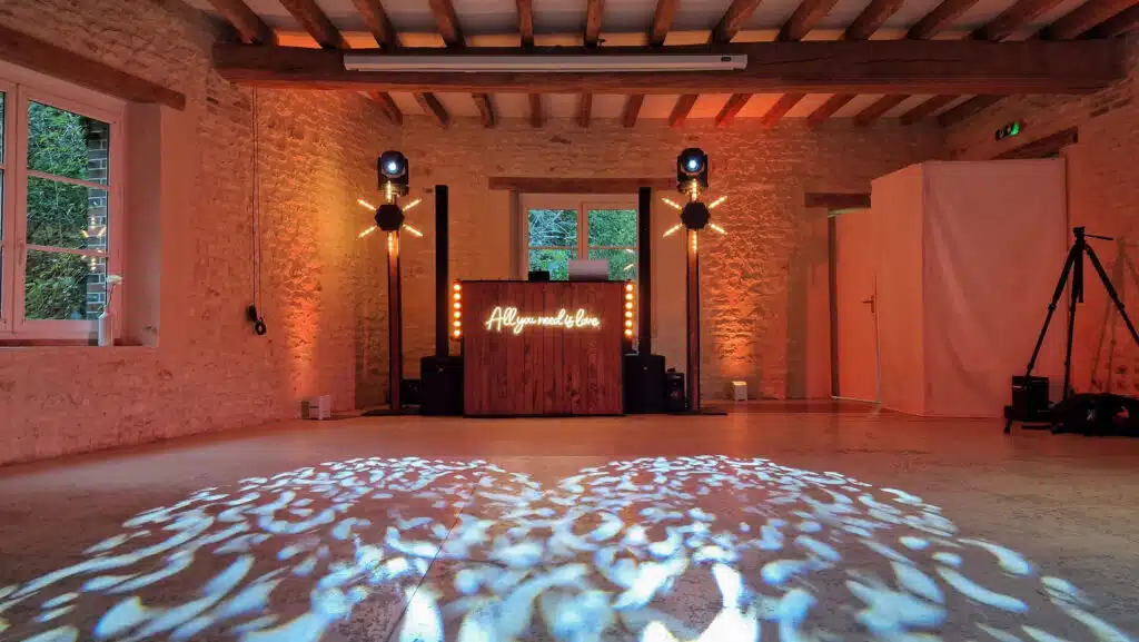 Installation Dj Mariage vintage chic pour Mariage bohême, chic, champêtre. Dj mariage haut de gamme Paris et île de france.